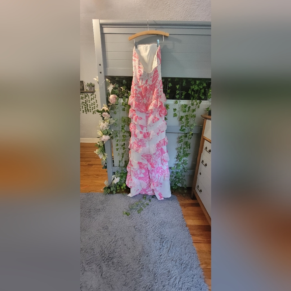 Prom Dress - Picture 2 of 3